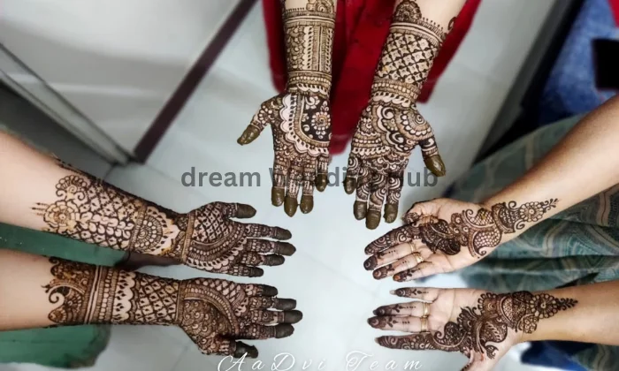 AaDvi Mehandi  Nail Studio